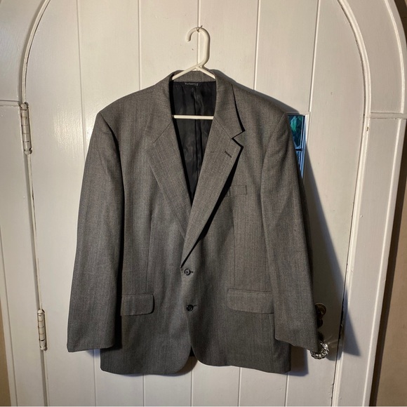(1) Trendy Vintage Gray Burberrys’ Wool Suit Jacket Made In Hudson, OH 44 - Picture 1 of 15